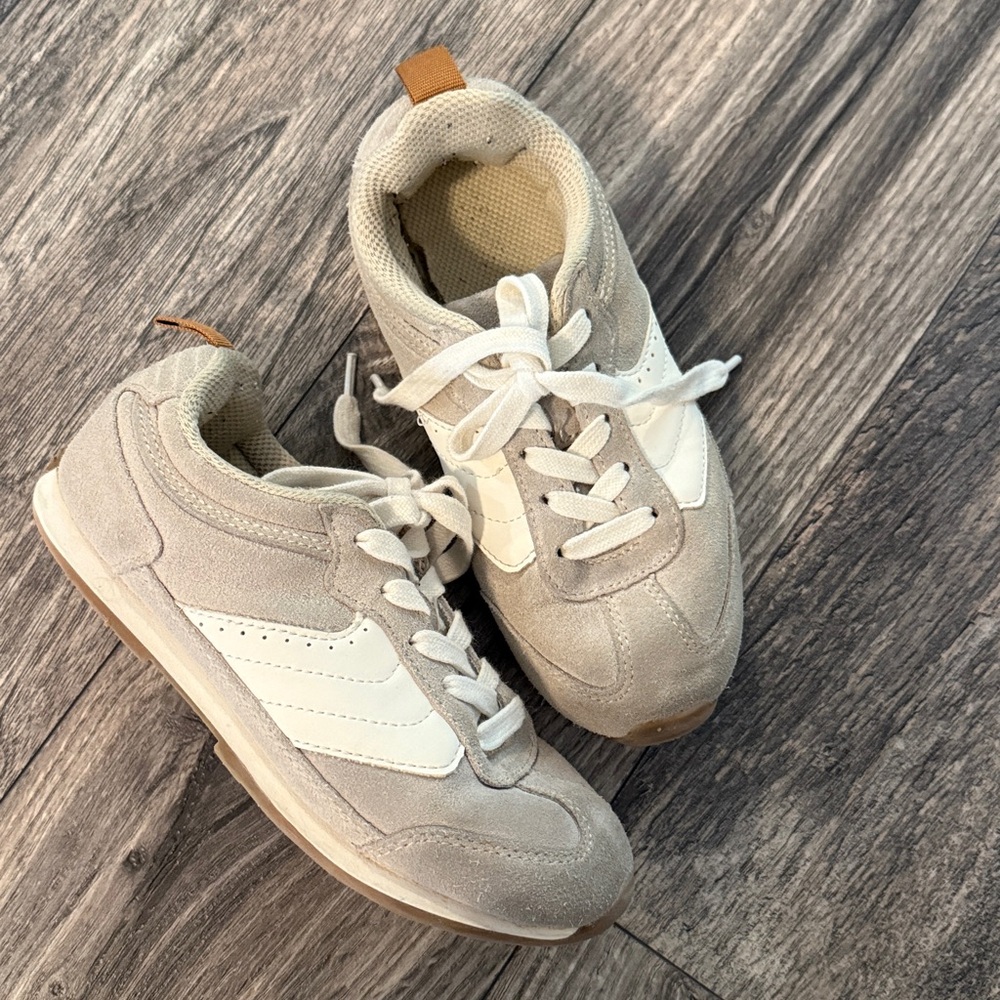 Zara leather sneakers shoes pink size 13.5 girls used